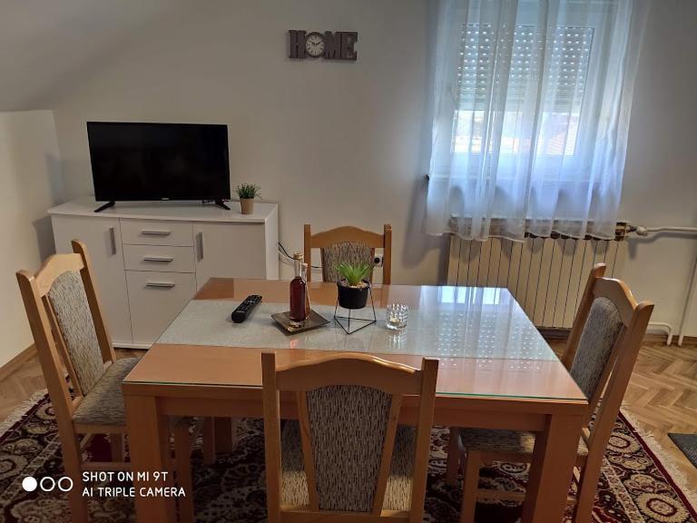 Ferienwohnung Kaya 2 Ðakovo Exterior foto